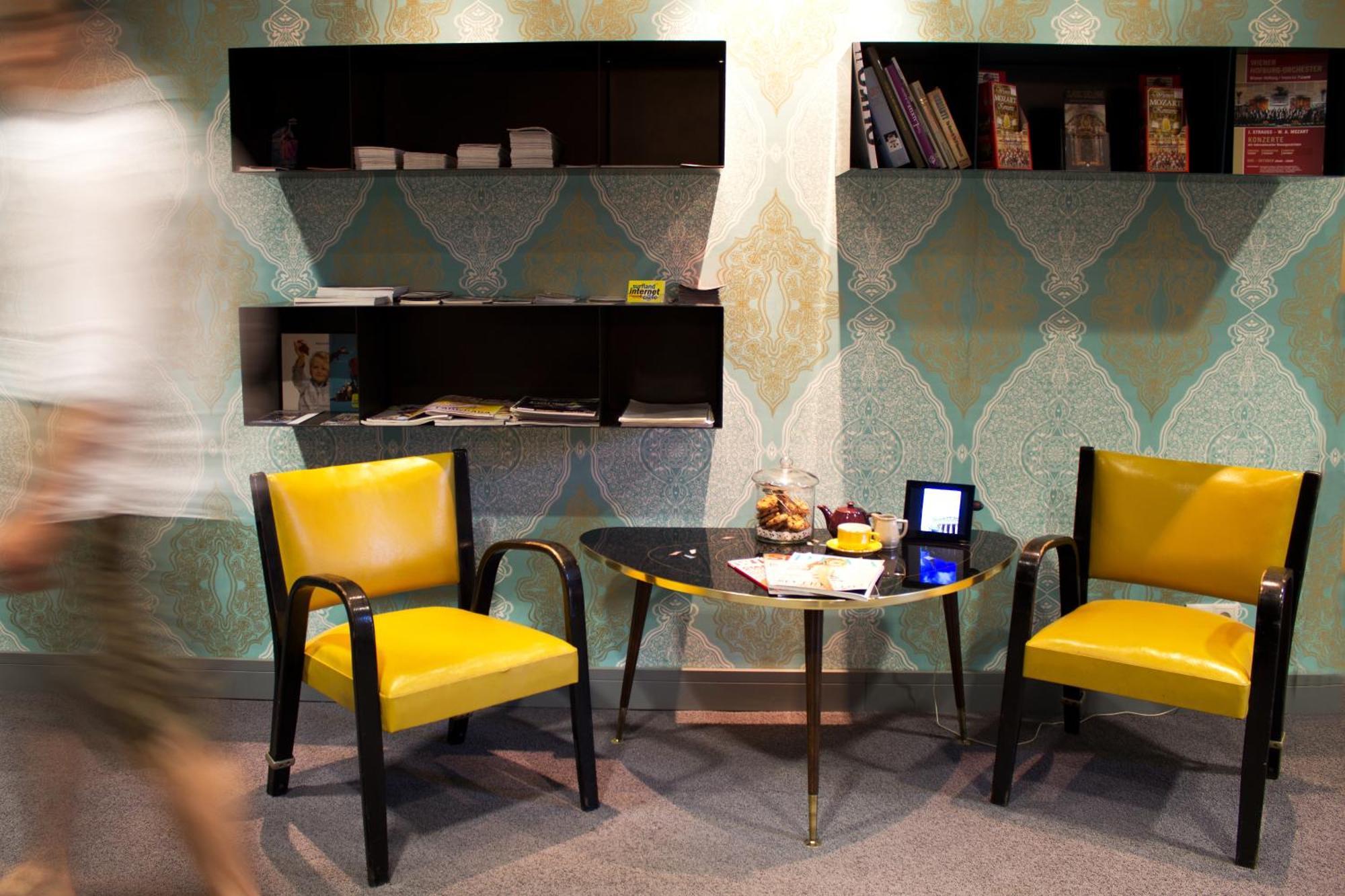 Saint Shermin Bed Breakfast & Champagne Vienna Exterior photo